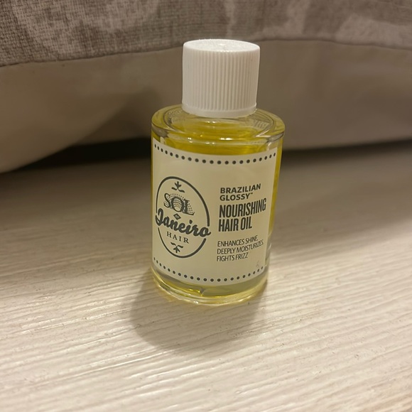 π SOL DE JANEIRO nourishing hair oil π - Picture 1 of 2